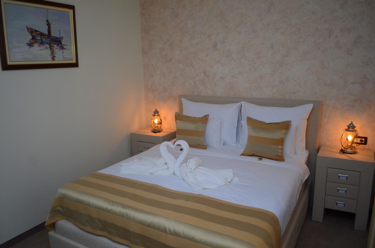 Hotel Helada Tivat Zewnętrze zdjęcie
