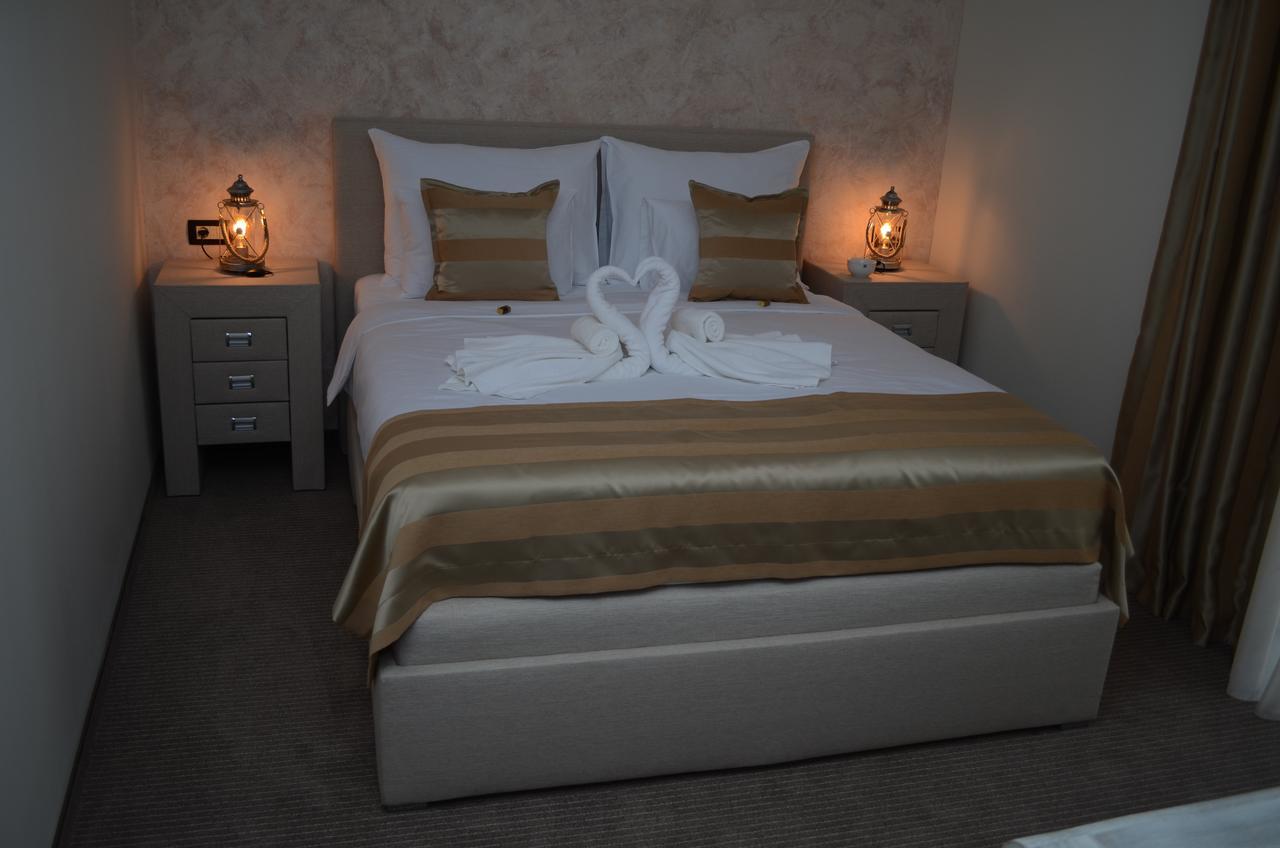 Hotel Helada Tivat Zewnętrze zdjęcie