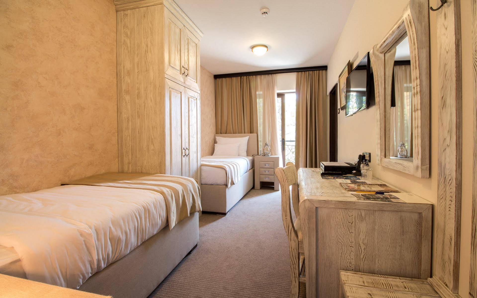 Hotel Helada Tivat Zewnętrze zdjęcie