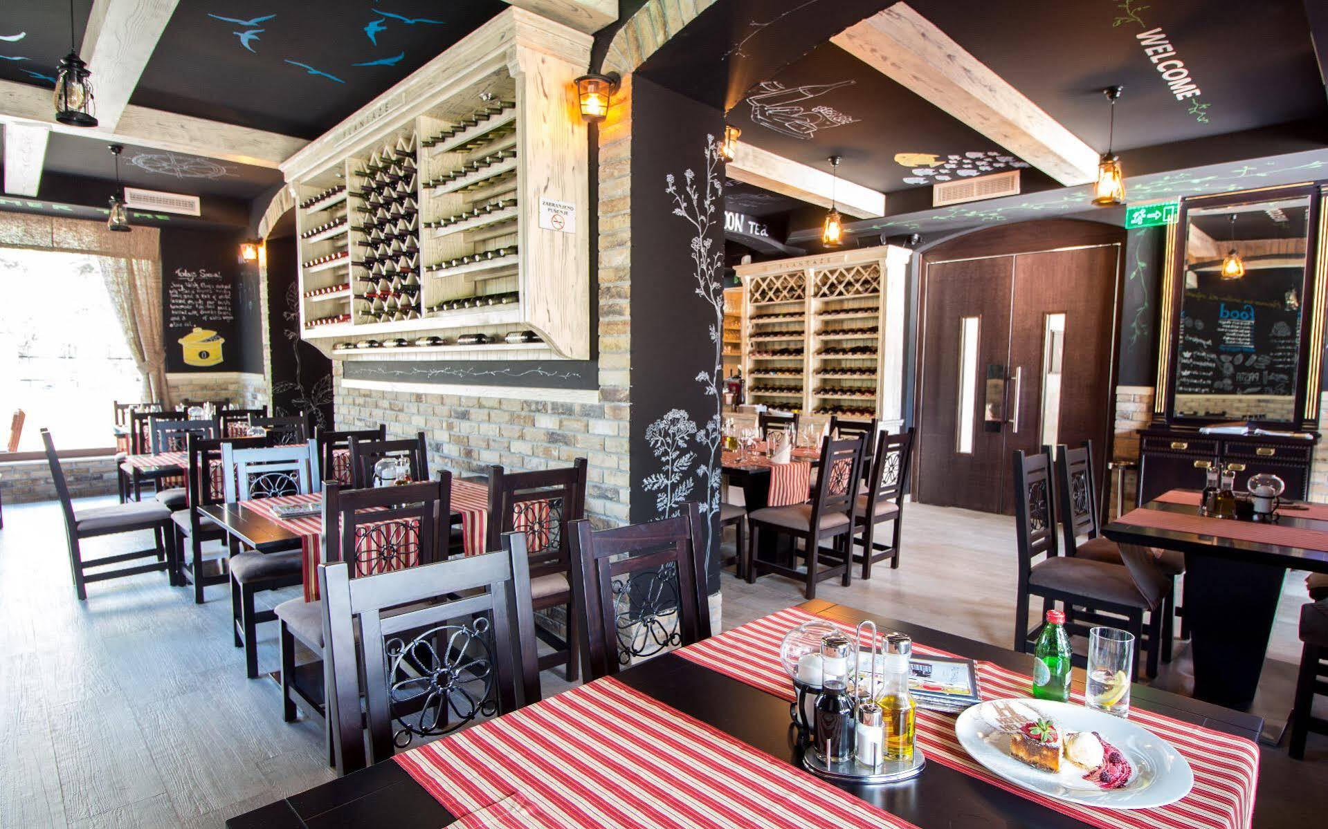 Hotel Helada Tivat Zewnętrze zdjęcie