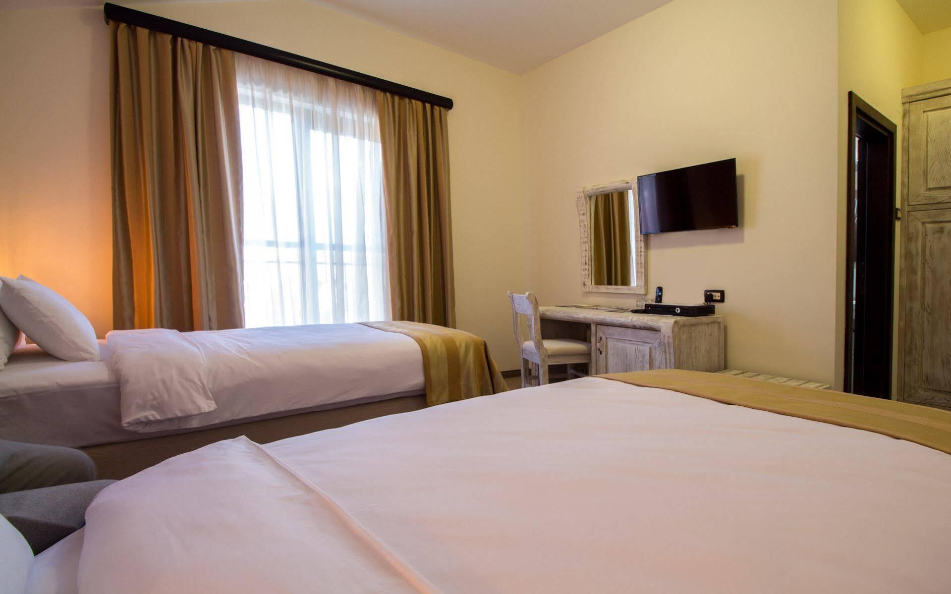 Hotel Helada Tivat Zewnętrze zdjęcie